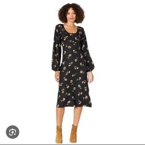 Billabong Black Floral Sweet to Me Midi Dress